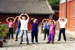 Wudangshan-1999-Qigong-study-tour-simonblowqigong.com
